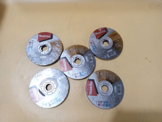 ĐÁ CẮT(X-LOCK 125X1.2X22.23/A60T) MAKITA E-00418