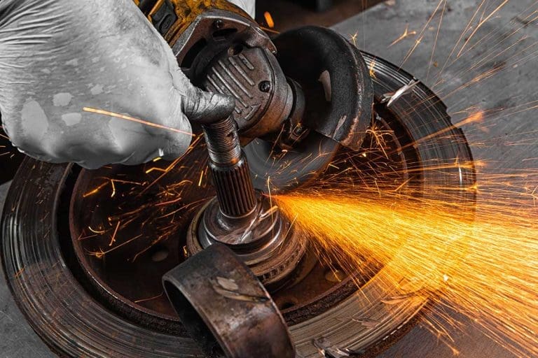 Top 5 Công Nghệ Máy Móc Sẽ Thay Đổi Ngành Công Nghiệp Trong 5 Năm Tới