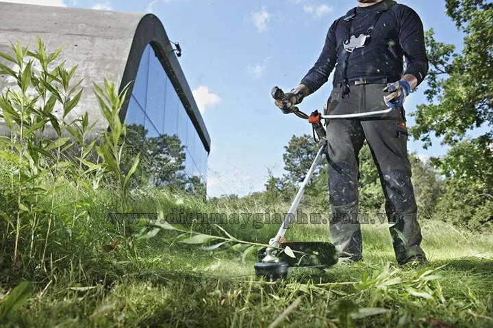 Ga tải nặng máy cắt cỏ: giữ tua khi cắt cỏ dày, bụi rậm