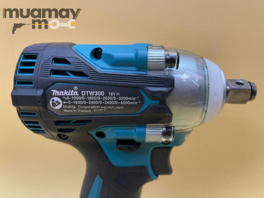 Máy siết bu lông dùng pin Makita DTW300RTJ