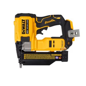 Máy bắn đinh dùng pin Dewalt DCN623 ( Chưa có Pin, sạc)