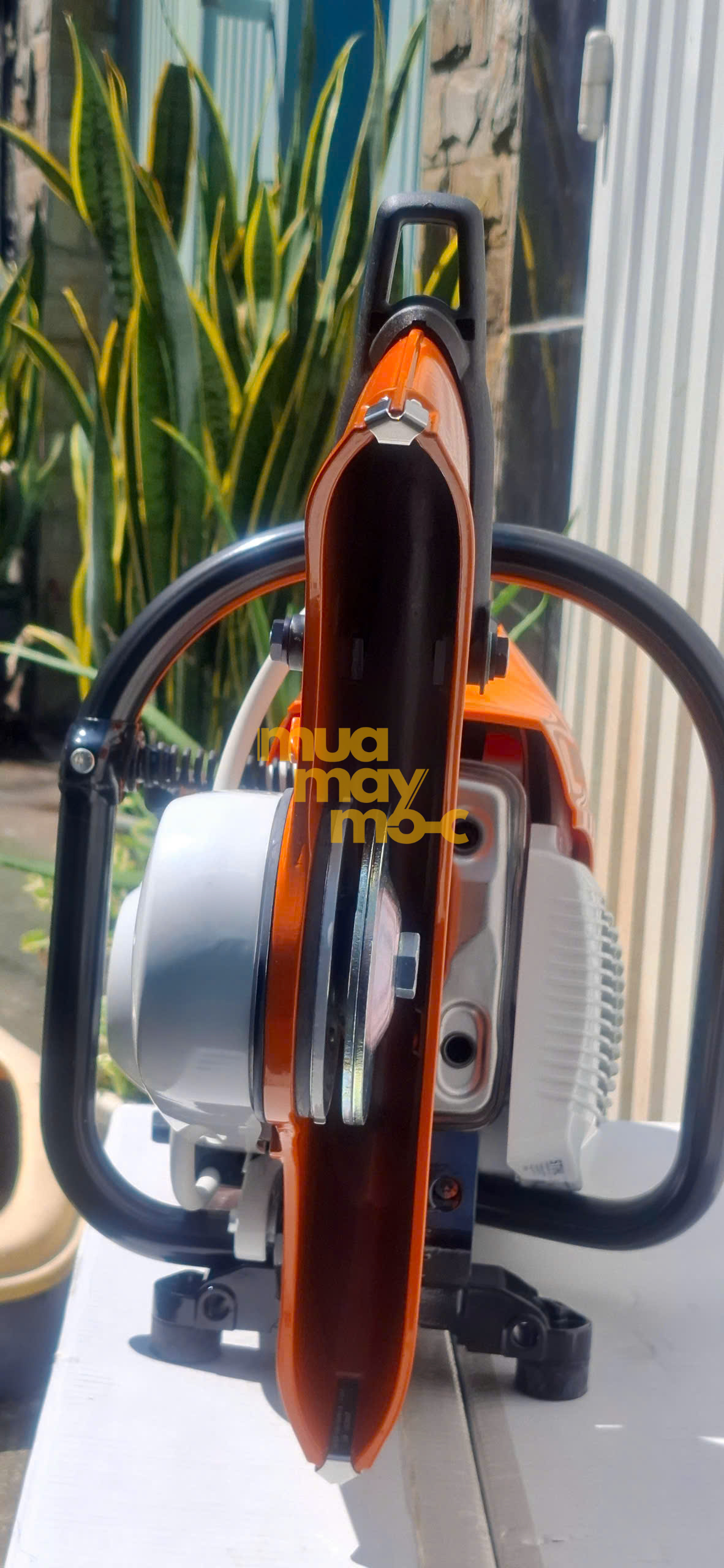 Chi tiết động cơ 2 thì của Máy Cắt Bê Tông STIHL TS420