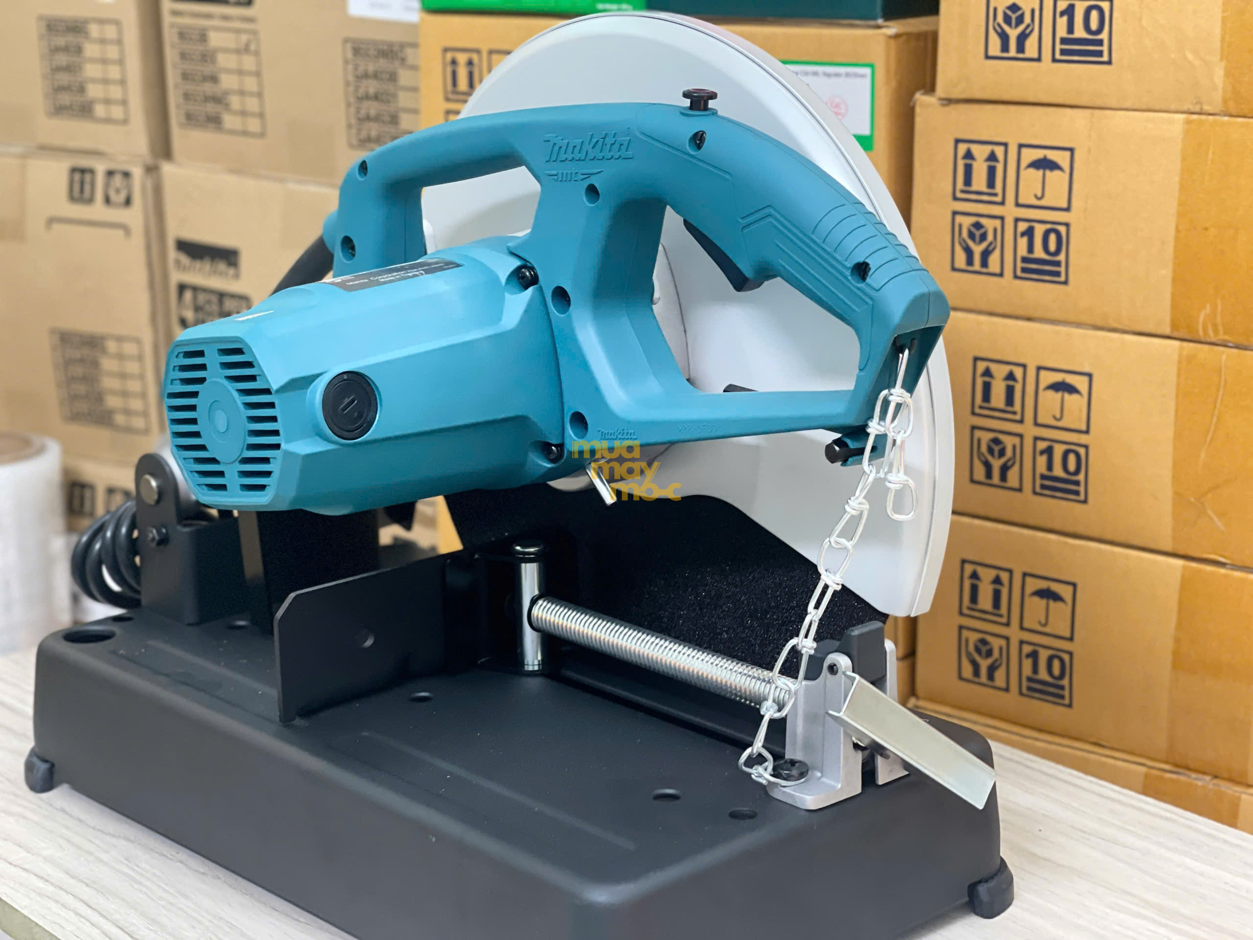 Máy cắt sắt bàn Makita M2401B giá rẻ ưu đãi