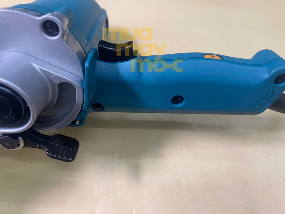 Ứng dụng máy chà nhám băng Makita 9032 cho cơ khí inox nhôm gỗ