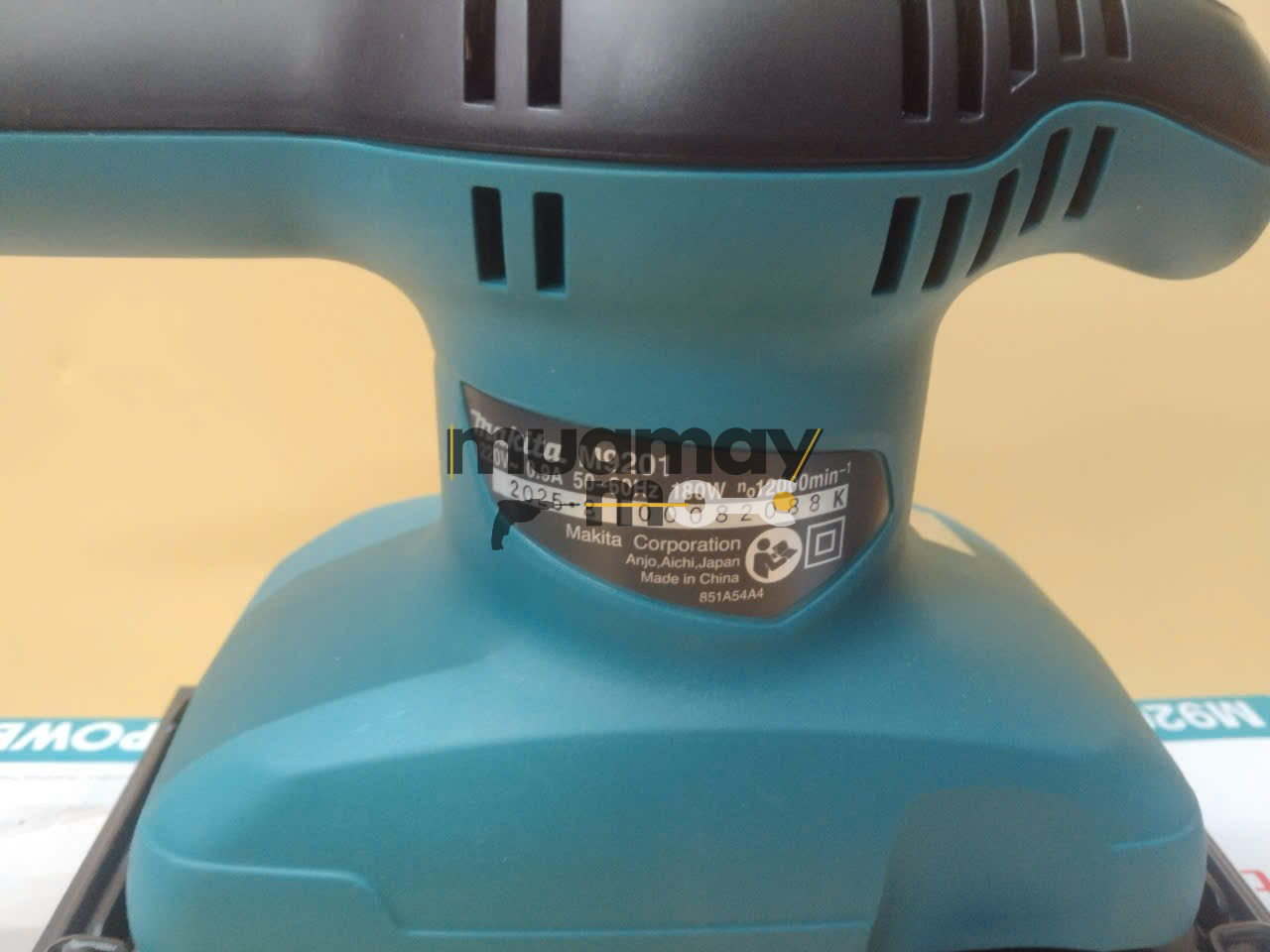 Máy Chà Nhám Rung Makita M9201B