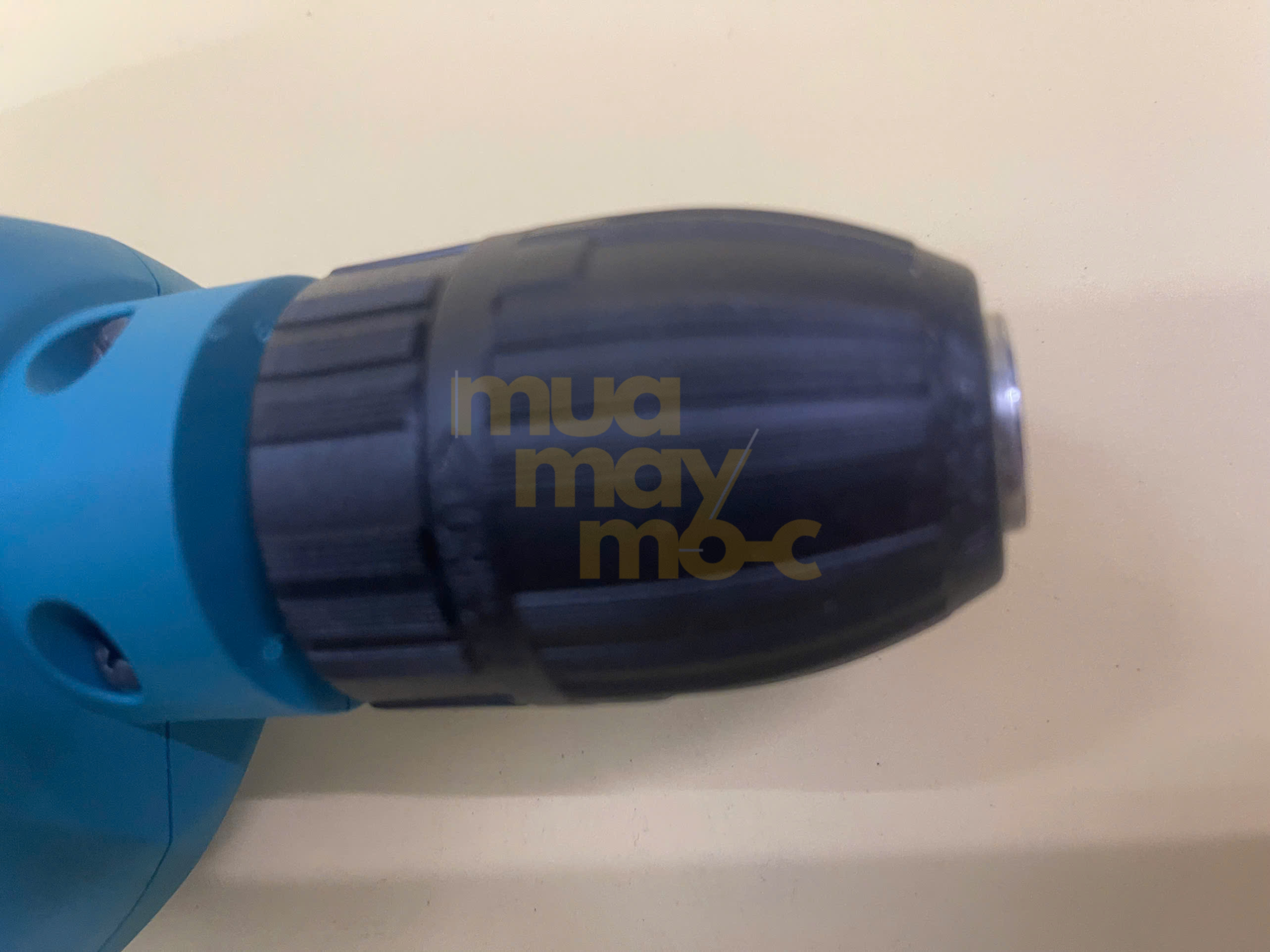 Máy khoan Makita DP4021 1.6kg phù hợp xưởng và công trình