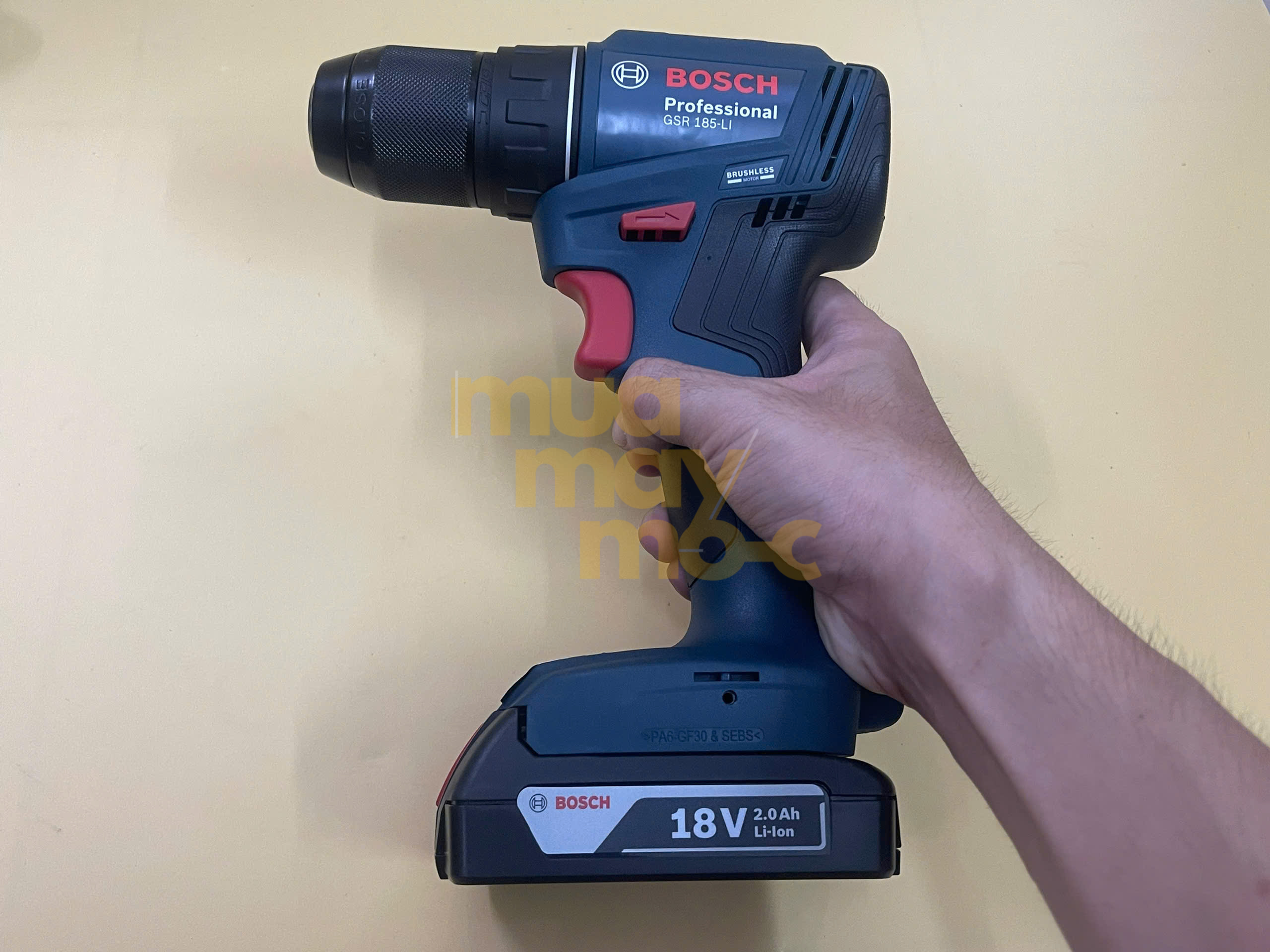 Thiết kế nhẹ, lực siết mạnh, kiểm soát chính xác