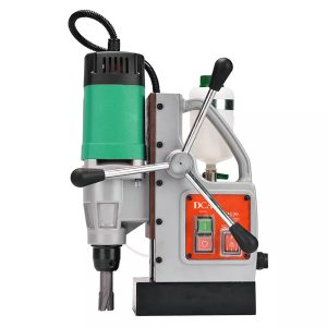 Máy khoan từ 900W DCA AJC30