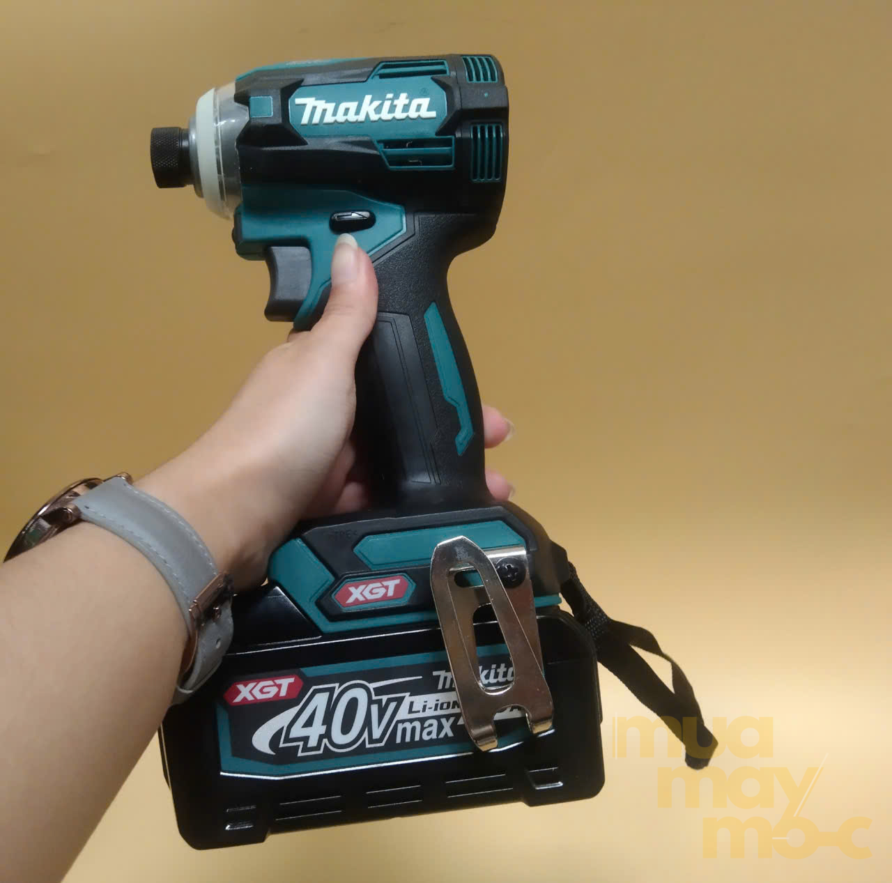 Máy vặn vít pin Makita TD001GM201 40V