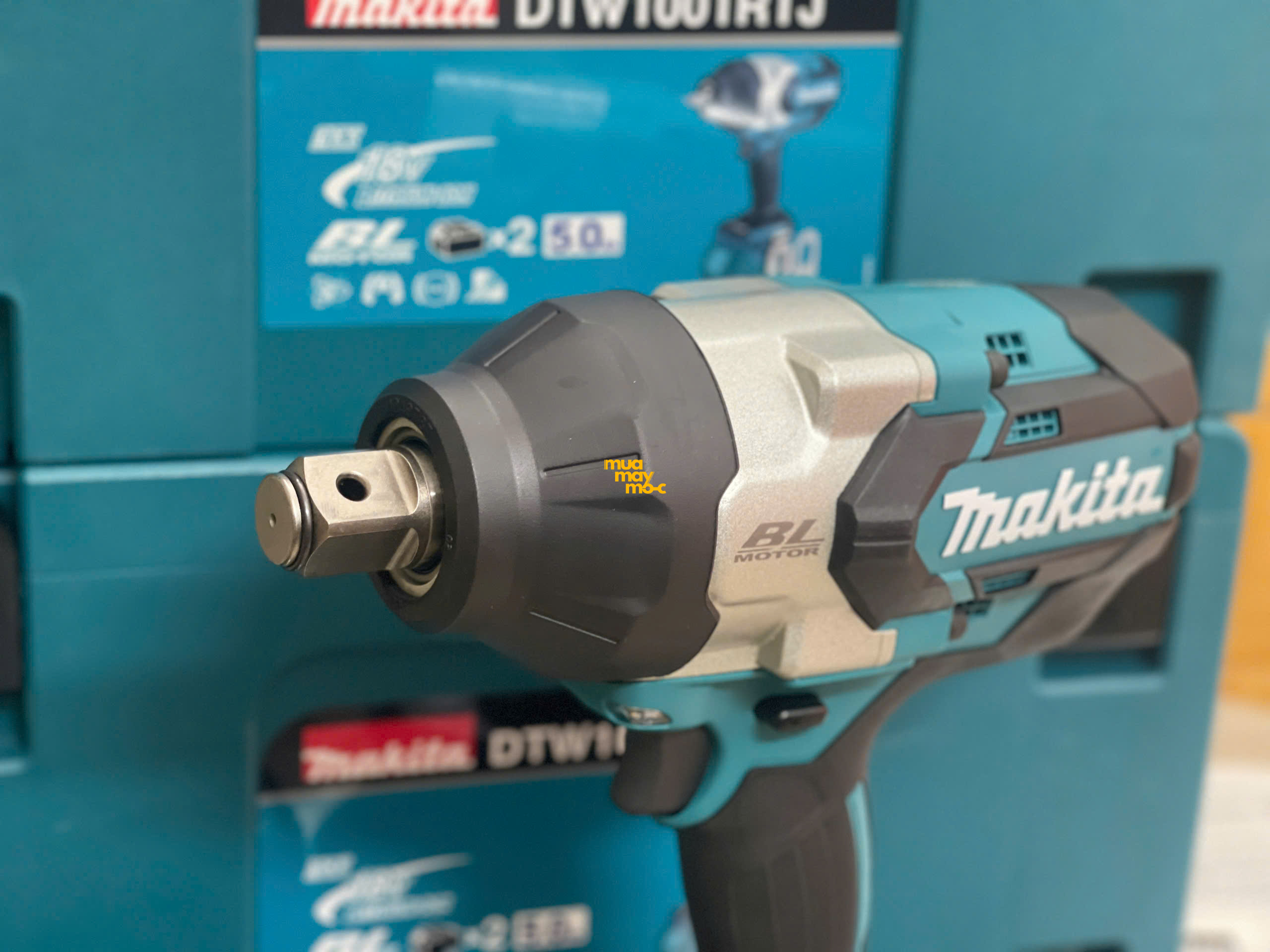 Tem thông số chính hãng của Makita DTW1001RTJ