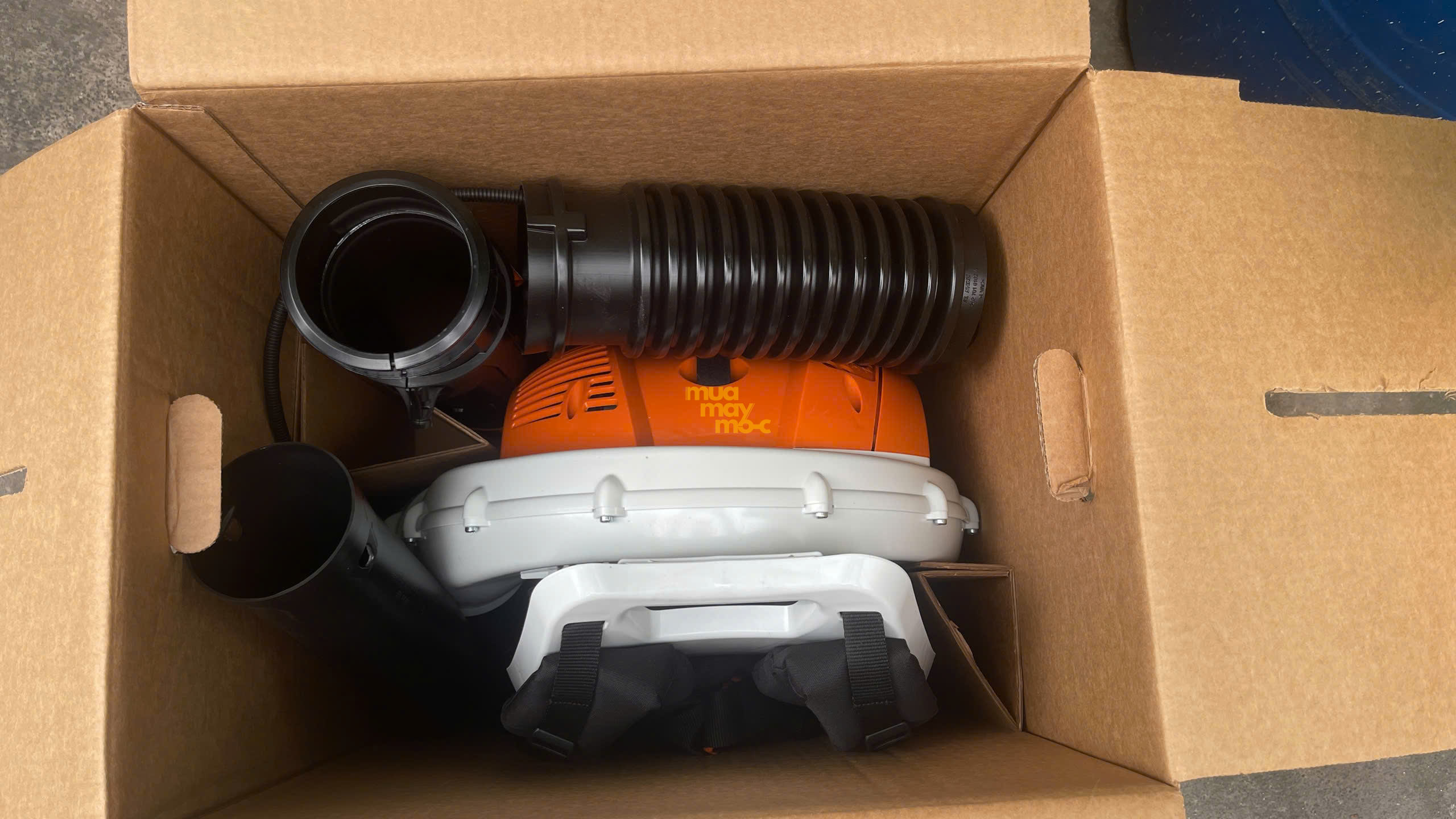 Thùng giấy đóng gói máy thổi đeo lưng Stihl BR 700 sẵn kho An Khang