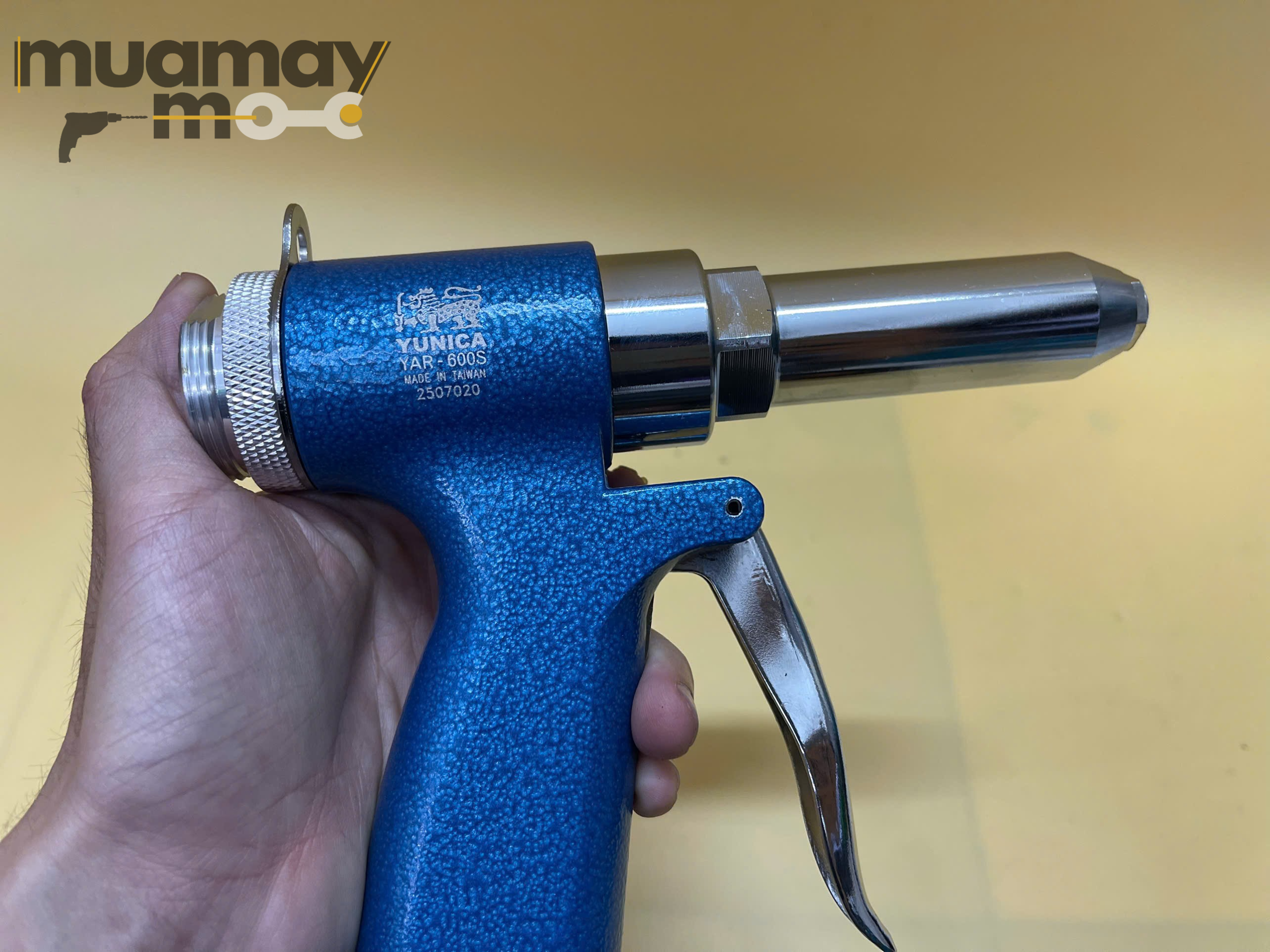Súng rút rive dùng khí nén Yunica YAR-600S