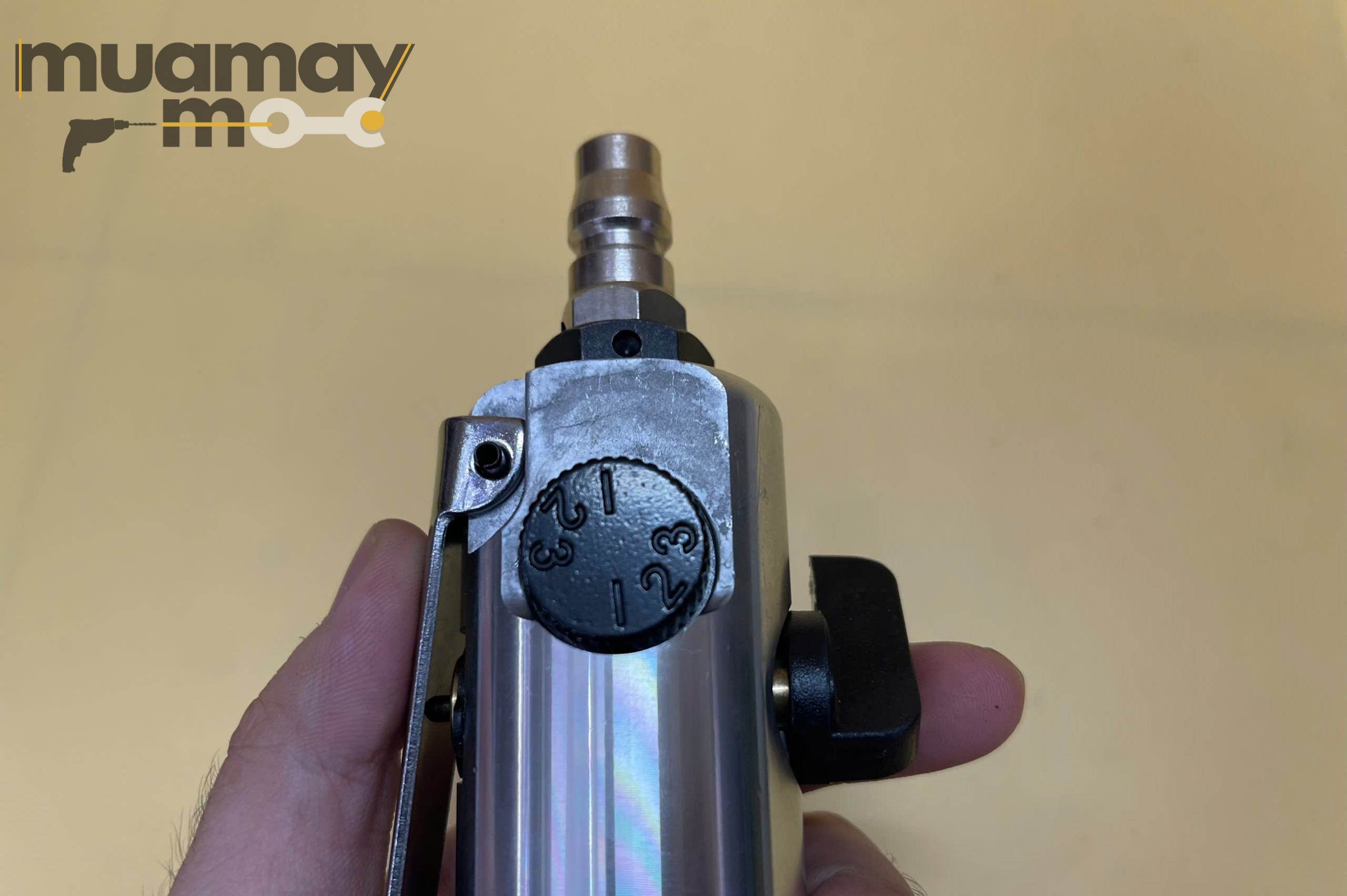 Súng vặn vít Yunica YD-4.5F