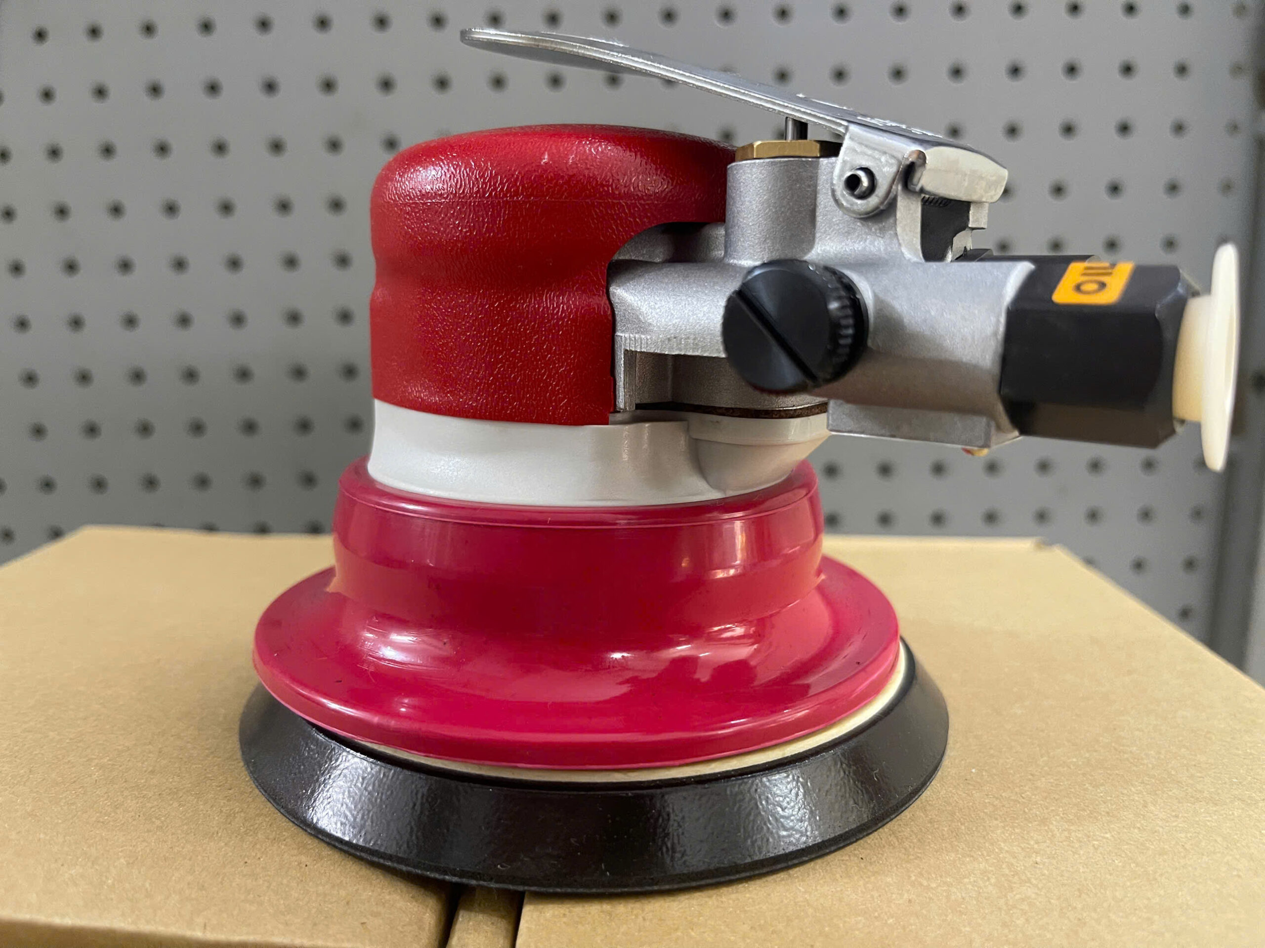 125mm Máy chà nhám tròn Shinano SI-3101