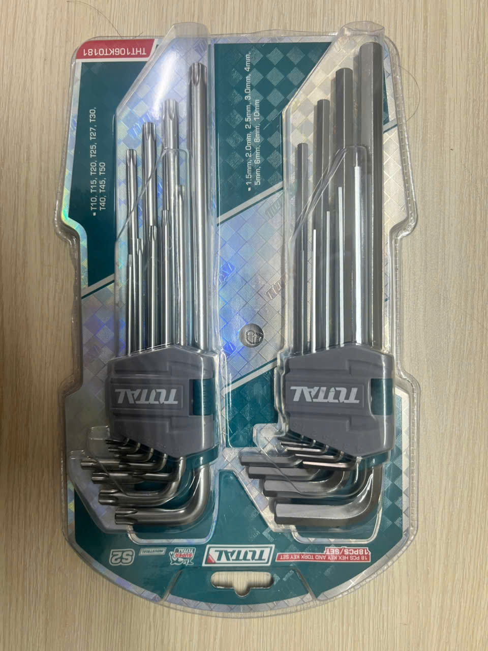 Bộ chìa lục giác và lục giác bông Total THT106KT0181