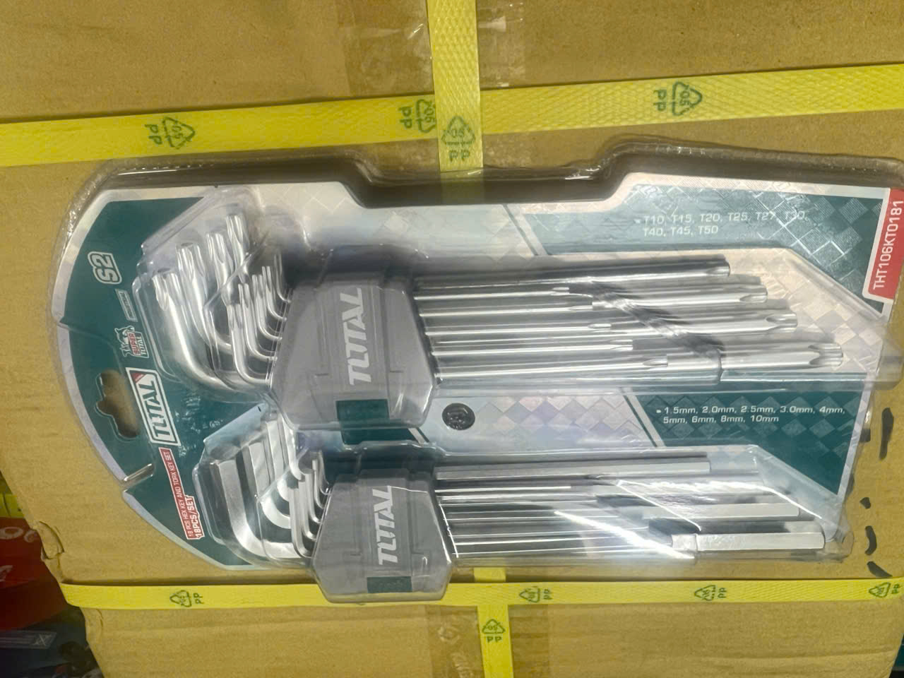 Bộ chìa lục giác và lục giác bông Total THT106KT0181