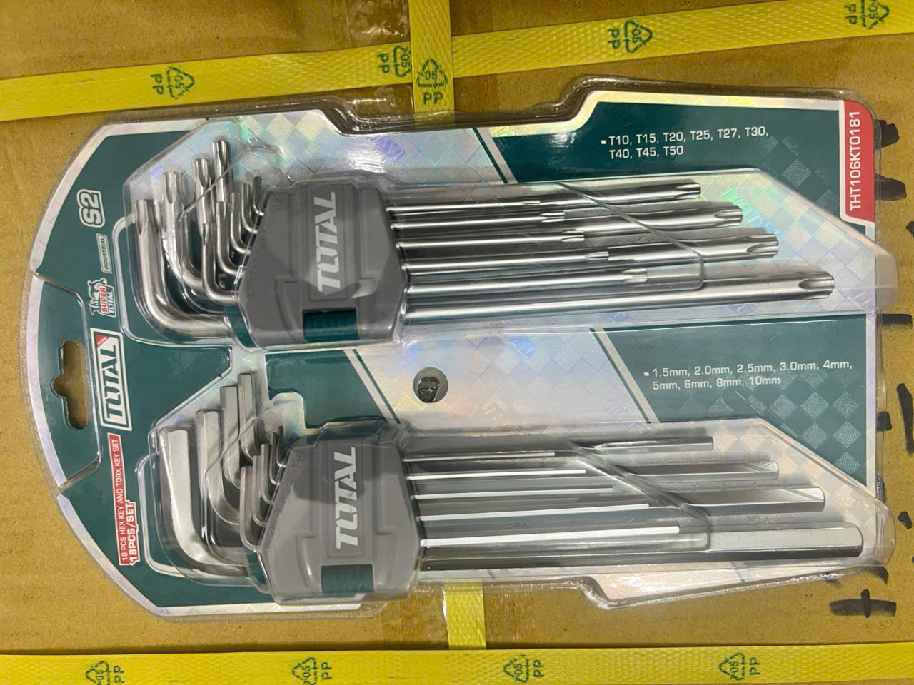 Bộ chìa lục giác và lục giác bông Total THT106KT0181