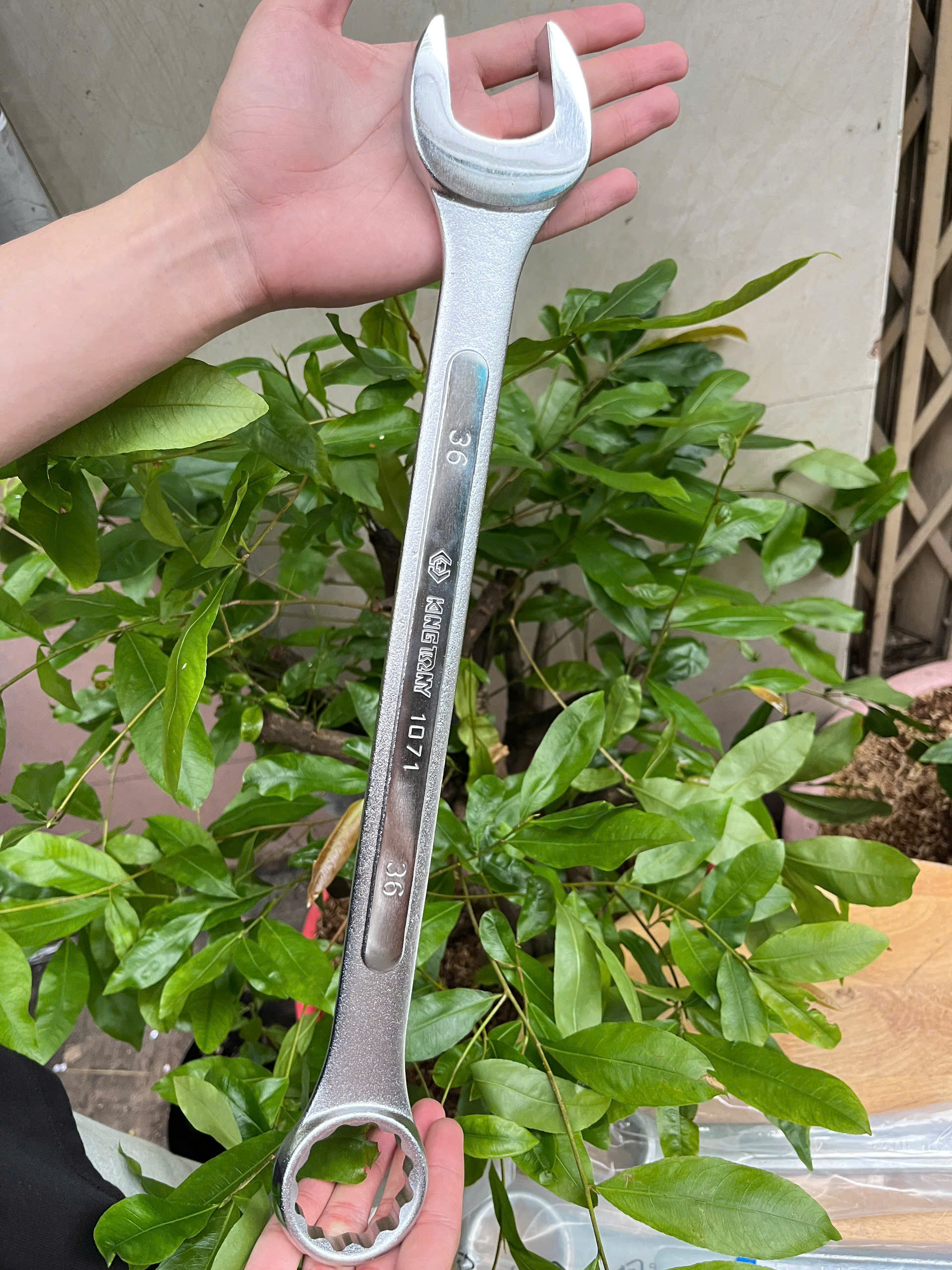 Cờ lê vòng miệng Kingtony 1071-36 36mm