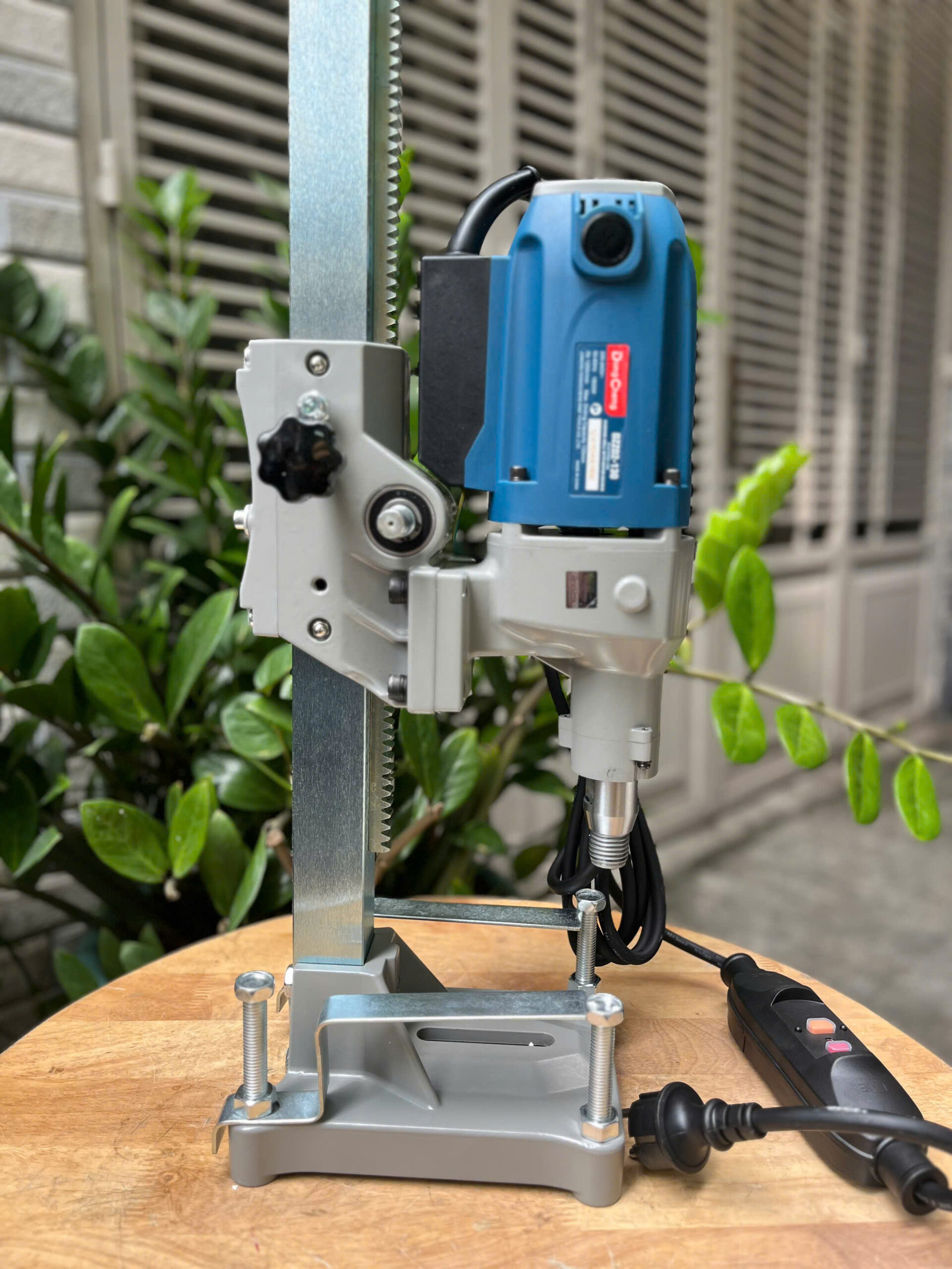 Máy Khoan Rút Lõi Bê tông Dongcheng DZZ02-130